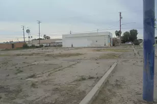 202 E Hobsonway E, Blythe, CA 92225 - Photo 1