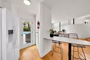 345 W Crestview Dr, Palm Springs, CA 92264 - Photo 17