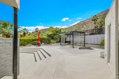 345 W Crestview Drive, Palm Springs, CA 92264 - Photo 27