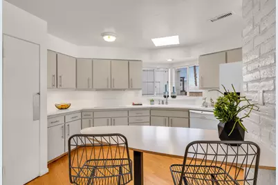 345 W Crestview Drive, Palm Springs, CA 92264 - Photo 15