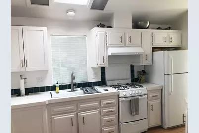 74711 Dillon Rd Spc 110, Desert Hot Springs, CA 92241 - Photo 9