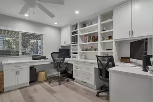 73450 Country Club Dr, Palm Desert, CA 92260 - Photo 11