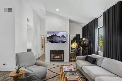 2113 Sunshine Way, Palm Springs, CA 92264 - Photo 13