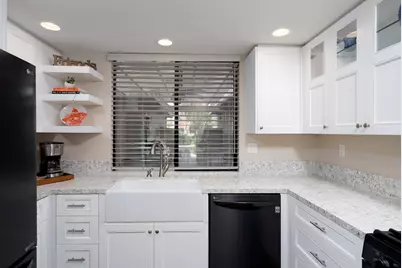 6 Sunrise Drive, Rancho Mirage, CA 92270 - Photo 9