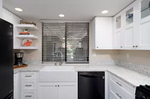 6 Sunrise Dr, Rancho Mirage, CA 92270 - Photo 9