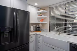 6 Sunrise Dr, Rancho Mirage, CA 92270 - Photo 11