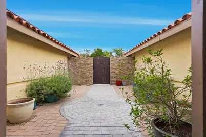 10 Venus Drive, Rancho Mirage, CA 92270 - Photo 11