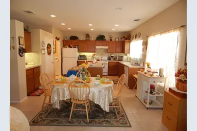 8796 Matterhorn Court, Desert Hot Springs, CA 92240 - Photo 11