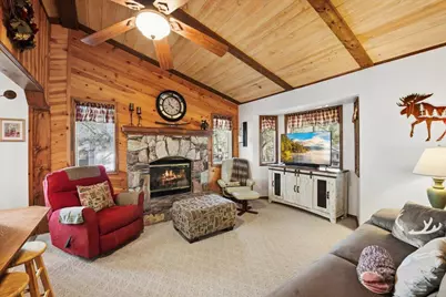 358 Victoria Lane, Sugarloaf, CA 92386 - Photo 11