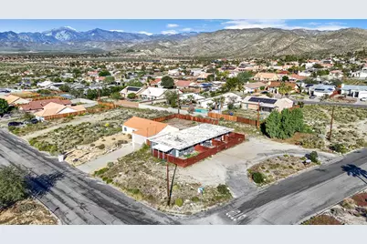 10485 Santa Cruz Road, Desert Hot Springs, CA 92240 - Photo 9