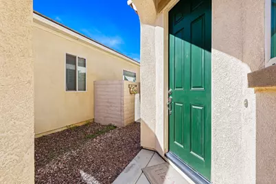 39045 Camino Orquesta, Indio, CA 92203 - Photo 7