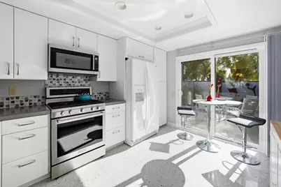 2821 Calle Arandas, Palm Springs, CA 92264 - Photo 9