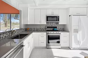 2821 Calle Arandas, Palm Springs, CA 92264 - Photo 9