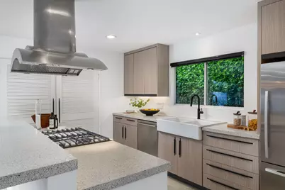 2557 S Broadmoor Drive, Palm Springs, CA 92264 - Photo 15