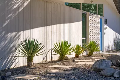 2550 N Kitty Hawk Drive, Palm Springs, CA 92262 - Photo 37