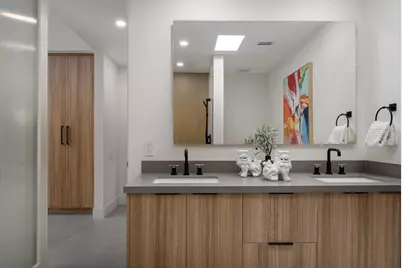 172 Desert Lakes Drive, Palm Springs, CA 92264 - Photo 23