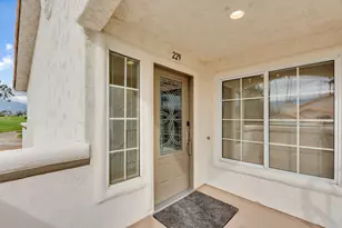 229 Desert Falls Dr E, Palm Desert, CA 92211 - Photo 7