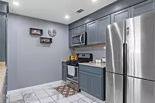 13915 Mark Dr, Desert Hot Springs, CA 92240 - Photo 7