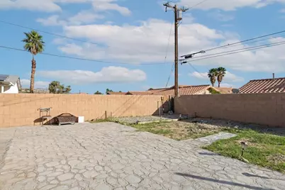 13915 Mark Drive, Desert Hot Springs, CA 92240 - Photo 23
