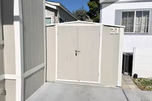 74711 Dillon Rd Spc 21, Desert Hot Springs, CA 92241 - Photo 9