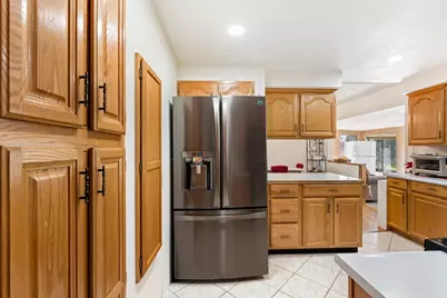 381 Olympia Way, Hemet, CA 92543 - Photo 11