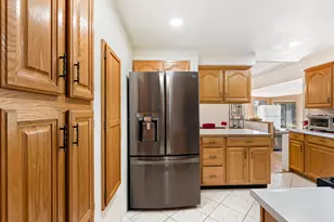 381 Olympia Way, Hemet, CA 92543 - Photo 11