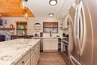 524 Catalina Road, Big Bear Lake, CA 92315 - Photo 13