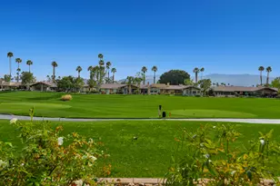 229 Green Mountain Dr, Palm Desert, CA 92211 - Photo 33