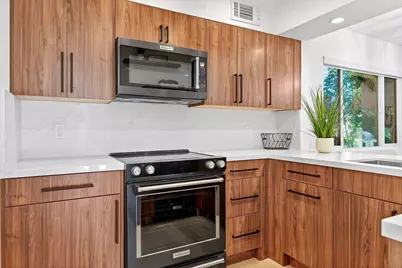 352 Forest Hills Drive, Rancho Mirage, CA 92270 - Photo 11