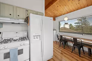 355 Mullins Dr, Big Bear City, CA 92314 - Photo 7