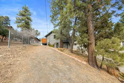 355 Mullins Drive, Big Bear City, CA 92314 - Photo 5