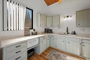 355 Mullins Dr, Big Bear City, CA 92314 - Photo 9