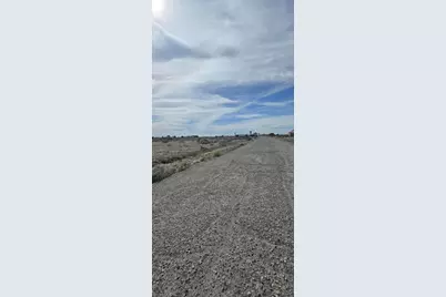 2470 Shore Life Avenue, Thermal, CA 92274 - Photo 9