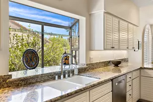 47210 Heliotrope Dr, Palm Desert, CA 92260 - Photo 19