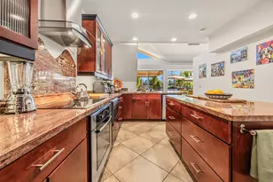 14 N Kavenish Dr, Rancho Mirage, CA 92270 - Photo 21