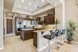 56765 Village Dr, La Quinta, CA 92253 - Photo 7