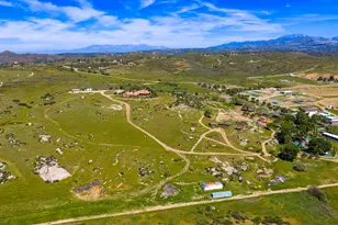 39375 San Ignacio Rd, Hemet, CA 92544 - Photo 17