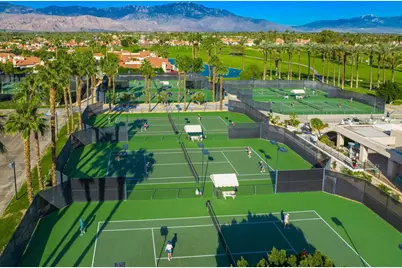 457 Desert Falls Drive N, Palm Desert, CA 92211 - Photo 5