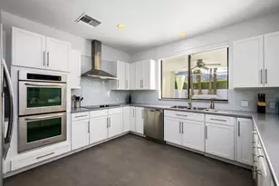 75437 Desert Park Dr, Indian Wells, CA 92210 - Photo 11