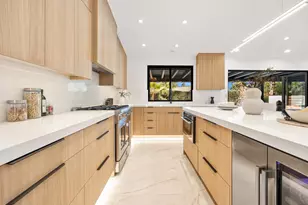 1560 S Beverly Dr, Palm Springs, CA 92264 - Photo 25