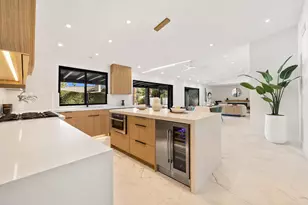 1560 S Beverly Dr, Palm Springs, CA 92264 - Photo 21