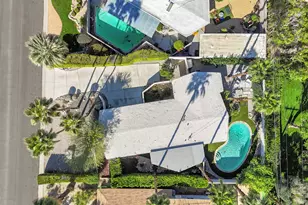 45710 Shadow Mountain Dr, Palm Desert, CA 92260 - Photo 5