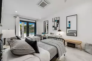 470 E Avenida Olancha B, Palm Springs, CA 92264 - Photo 11