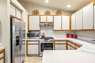 42818 Scirocco Rd, Palm Desert, CA 92211 - Photo 11