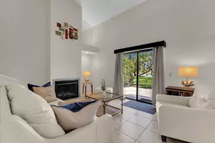 204 Lakecrest Ln, Palm Desert, CA 92260 - Photo 3