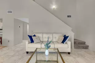 204 Lakecrest Ln, Palm Desert, CA 92260 - Photo 7