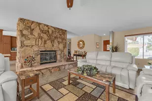 64543 Pinehurst Cir, Desert Hot Springs, CA 92240 - Photo 5