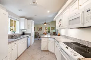 73450 Country Club Dr, Palm Desert, CA 92260 - Photo 11