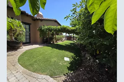 14 Santa Rosa Mountain Lane, Rancho Mirage, CA 92270 - Photo 31