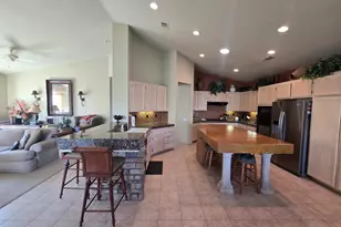 67690 S Laguna Dr, Cathedral City, CA 92234 - Photo 13